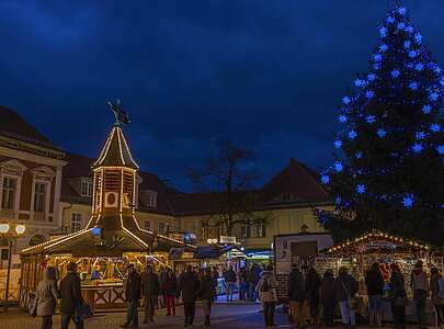 Blauer Lichterglanz - Weihnachtsmarkt in Potsdam