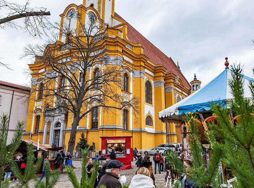 Weihnachtsmarkt im Kloster Neuzelle