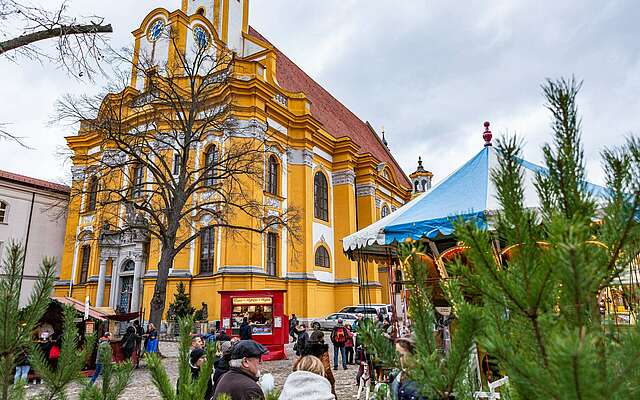 Weihnachtsmarkt im Kloster Neuzelle