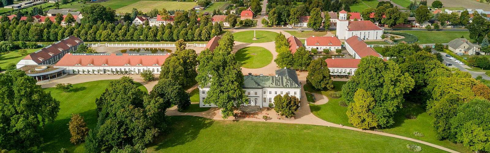 Schloss Neuhardenberg,
        
    

        Picture: Stiftung Schloss Neuhardenberg/Fotokraftwerk