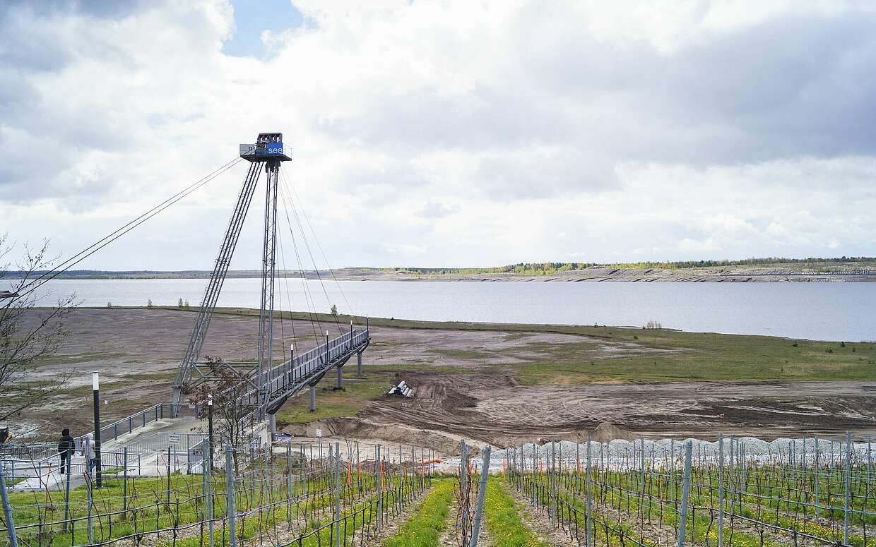 Die Seebrücke am Großräschener See ist schon einmal fertig.