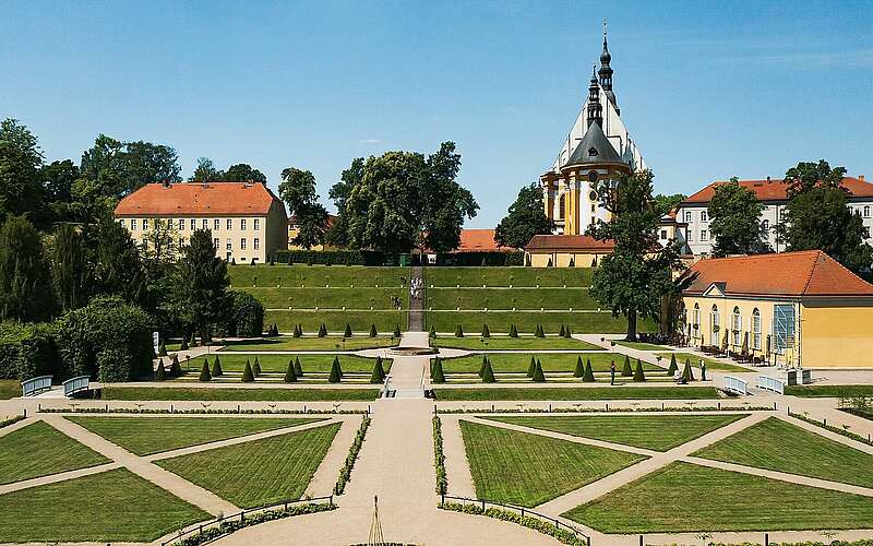 



    
        
                Barockgarten im Kloster Neuzelle,
            
        
                Picture: TMB Tourismus-Marketing Brandenburg GmbH/Steffen Lehmann
            
    
