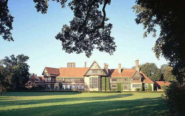 Schloss Cecilienhof im Neuen Garten
