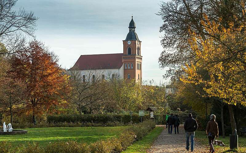 



    
        
                Die Stadtpfarrkirche in Buckow,
            
        
                Picture: TMB Tourismus-Marketing Brandenburg GmbH/Steffen Lehmann
            
    
