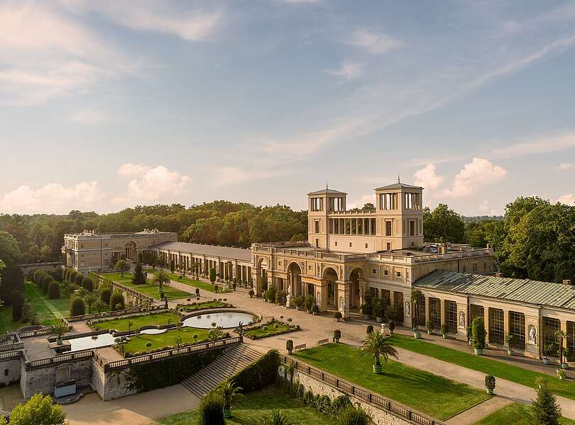 Das Orangerieschloss im Park Sanssouci