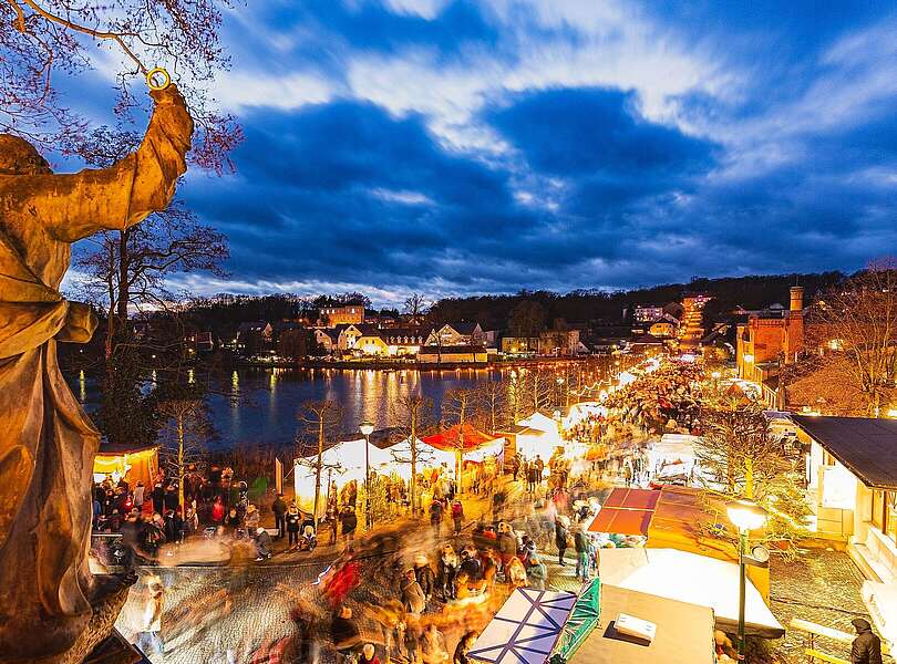 Märchenweihnachtsmarkt im Kloster Neuzelle