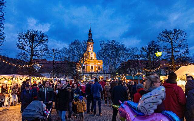 Märchenweihnachtsmarkt im Kloster Neuzelle