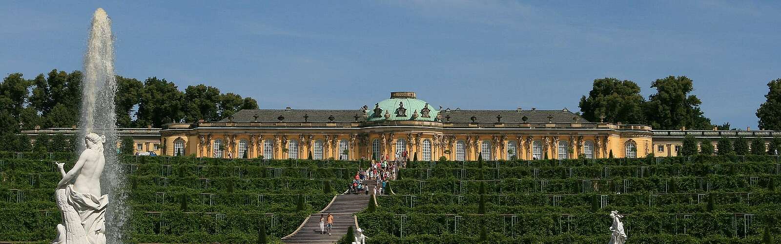 Schloss Sanssouci mit Weinbergterrassen,
            
        
                Picture: TMB Tourismus-Marketing Brandenburg GmbH/Steffen Lehmann