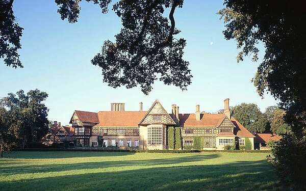 Schloss Cecilienhof im Neuen Garten