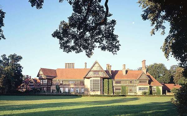 Schloss Cecilienhof im Neuen Garten