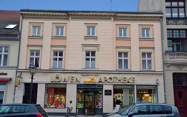 Blick auf die Löwen-Apotheke im Fontanehaus Neuruppin
