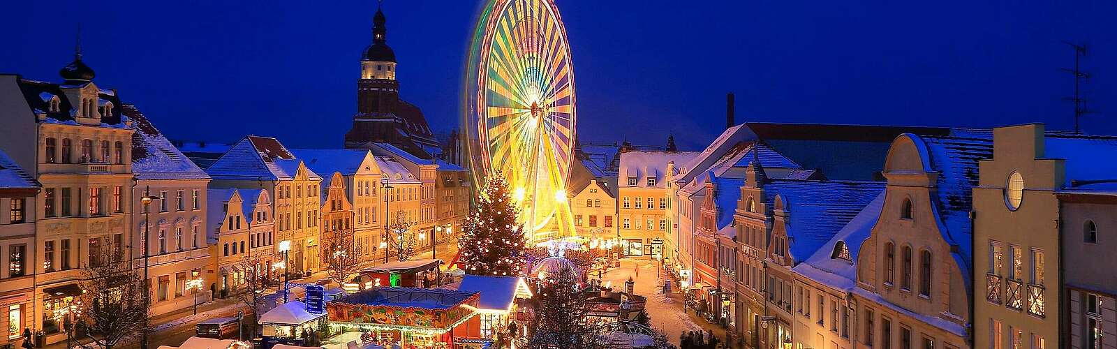 Weihnachtsmarkt in Cottbus,
            
        
                Picture: TMB Tourismus-Marketing Brandenburg GmbH/Rainer Weisflog