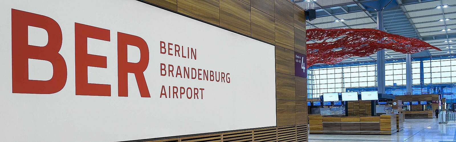BER Flughafen,
            
        
                
                
                    Picture: Flughafen Berlin Brandenburg GmbH
