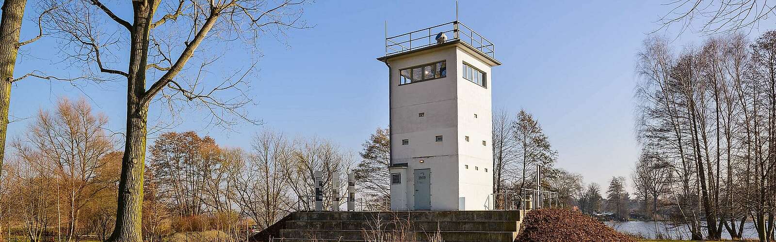 Border tower in Nieder Neuendorf,
            
        
                
                
                    Picture: Frank Liebke