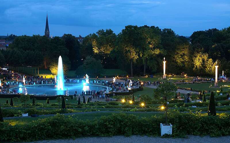 Blick auf die große Fontäne bei der Potsdamer Schlössernacht